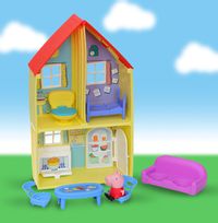 Tap to view Peppa Pig Family House Playset