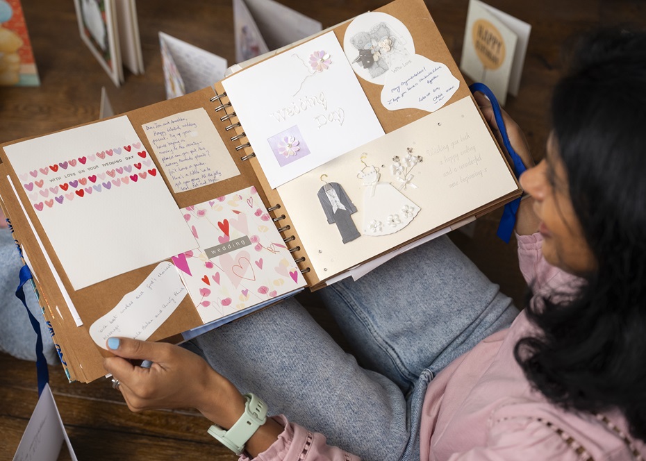 Anushka shows off her DIY scrapbook of cards she's received