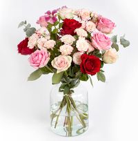 Tap to view Luxurious Roses Bouquet