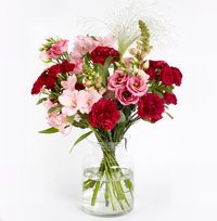 Tap to view Red and Pink Romantic Bouquet