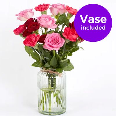 Sweet Pinks Bouquet With Vase