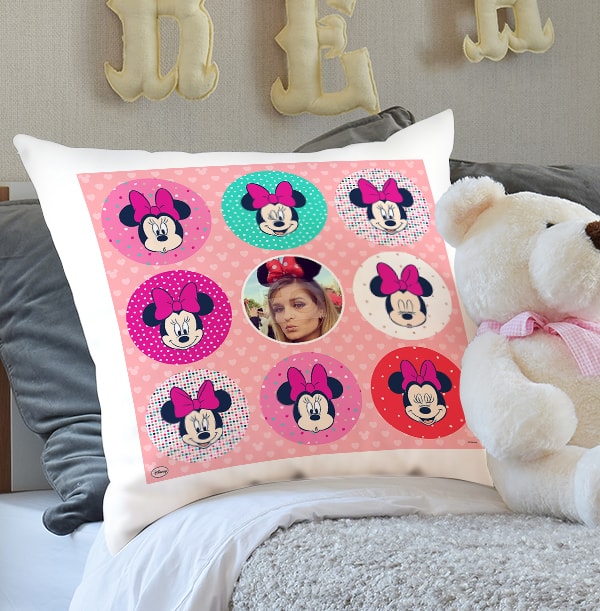 Minnie mouse shop cushion