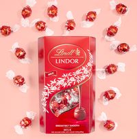 Tap to view Lindt Lindor Milk Chocolate Truffles 600g